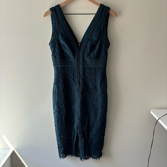 Bardot Morgan Front Slit Lace Cocktail bodycone Dress Size 6/M - Picture 3 of 7